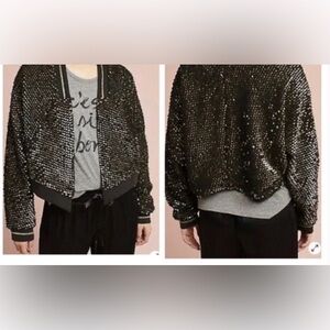 Anthropologie ETT:TWA Jacket
Batwing bomber Jacket.
Super cool
Soft